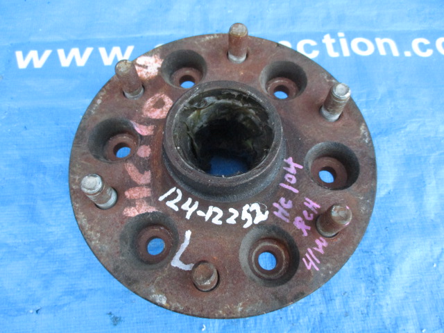 Used Toyota Regius HUB AND BEARING FRONT LEFT